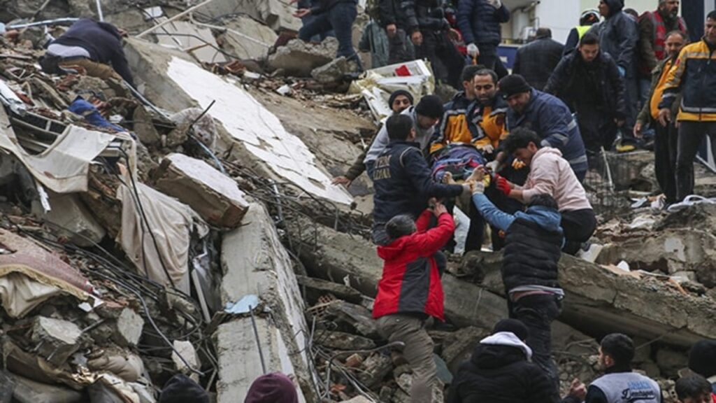 Even after four days, the devastation is increasing day by day in Turkey, 21 thousand bodies have been exhumed.