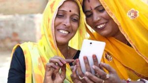 CM Ashok Gehlot's announcement to provide free smart phones to women in Rajasthan from July 25