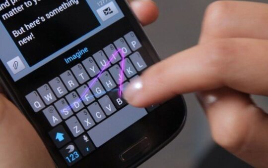 Now do fast typing in Android phone without lifting a finger