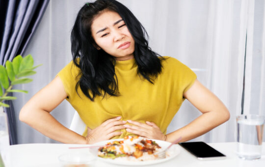 Is the stomach heavy after eating too much food? So these three drinks will get rid of this problem