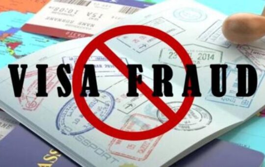 46.25 lakh fraud with six people on the pretext of issuing visa in Adajan