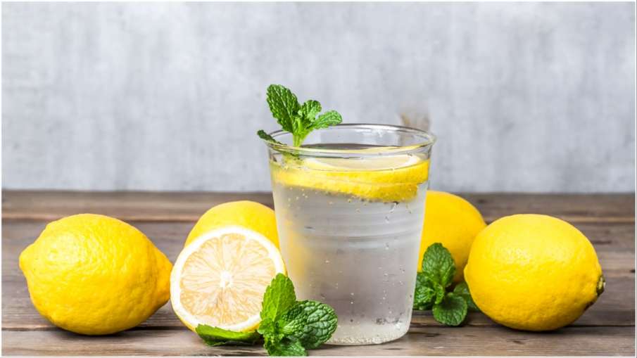 If you drink lemon water on an empty stomach, read these disadvantages also