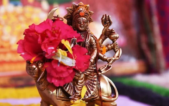 During Navratri, bring these things in the house regularly: happiness and prosperity will stay in the house