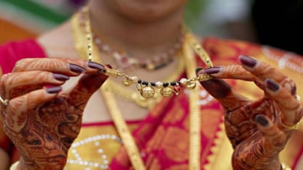 Why do you know what is behind wearing mangalsutra upside down in marriage?