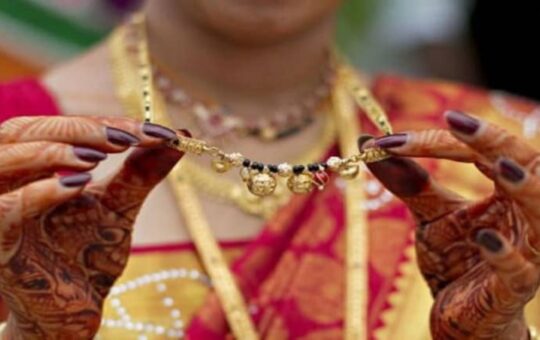 Why do you know what is behind wearing mangalsutra upside down in marriage?
